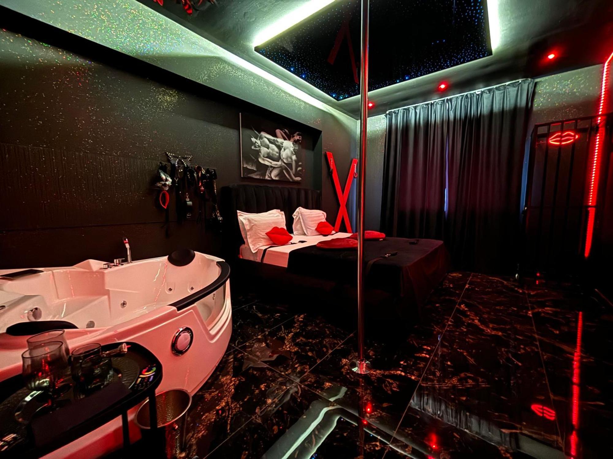 Romeo Nights - Love Rooms - Adults Only Bucarest Exterior foto