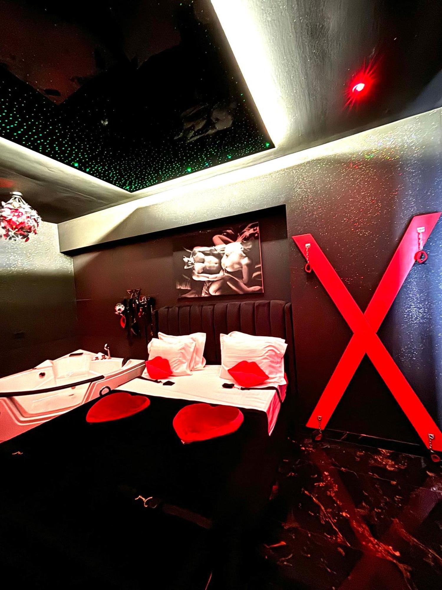 Romeo Nights - Love Rooms - Adults Only Bucarest Exterior foto